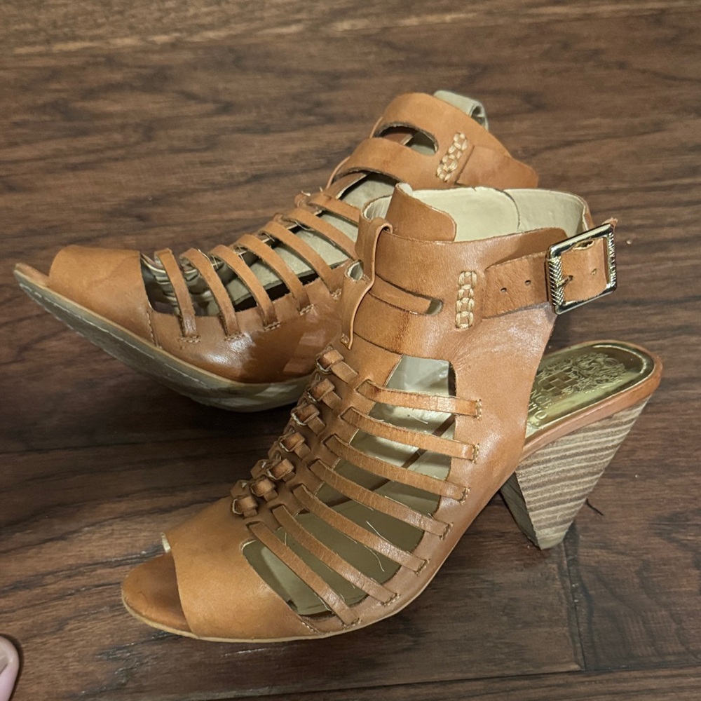 Vince Camuto Women's Tan Strappy Sandals Style Estelli size 8M / 38 - Picture 6 of 8